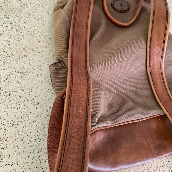 FOSSIL Vintage Drawstring Rucksack - Picture 11 of 16